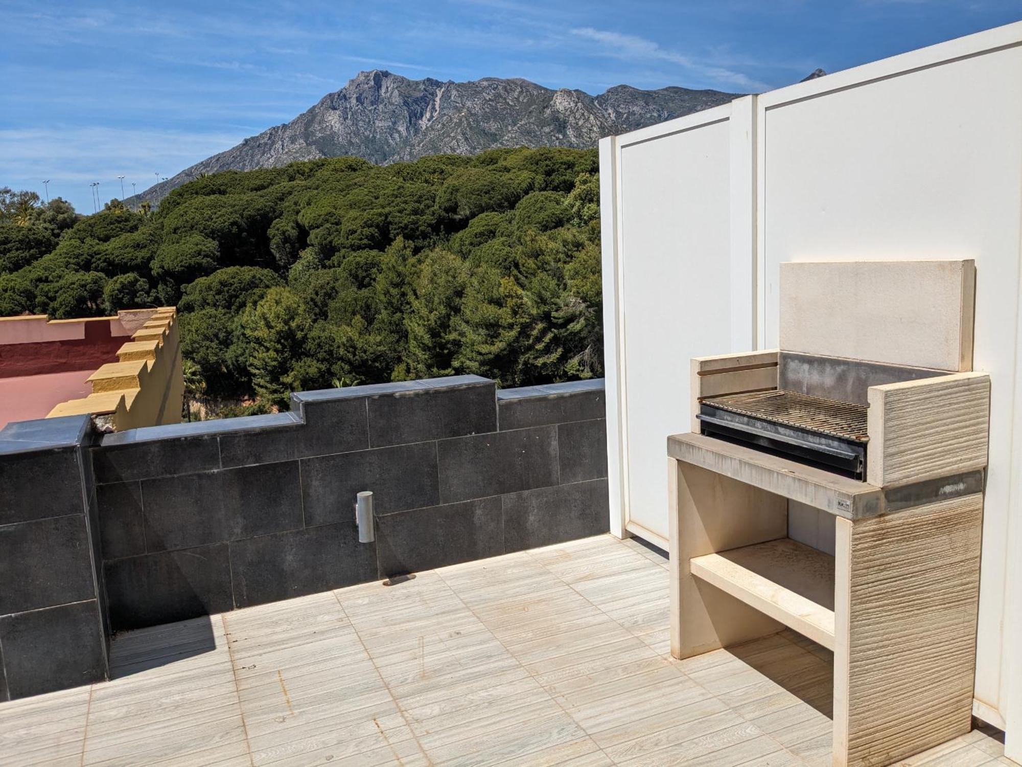 Apartamentos Con Vistas Y Terraza En מארבלה מראה חיצוני תמונה