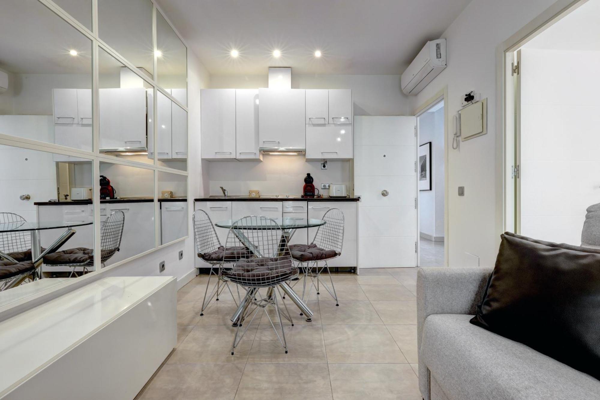 Apartamentos Con Vistas Y Terraza En מארבלה מראה חיצוני תמונה