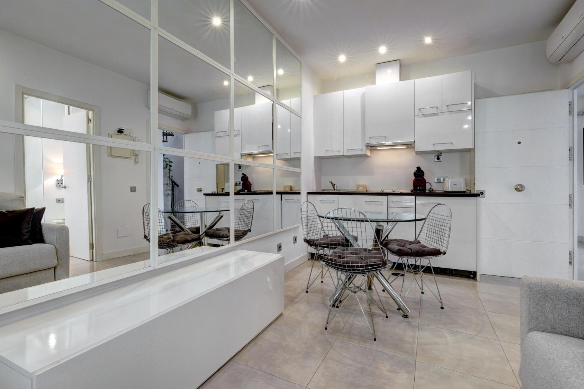 Apartamentos Con Vistas Y Terraza En מארבלה מראה חיצוני תמונה