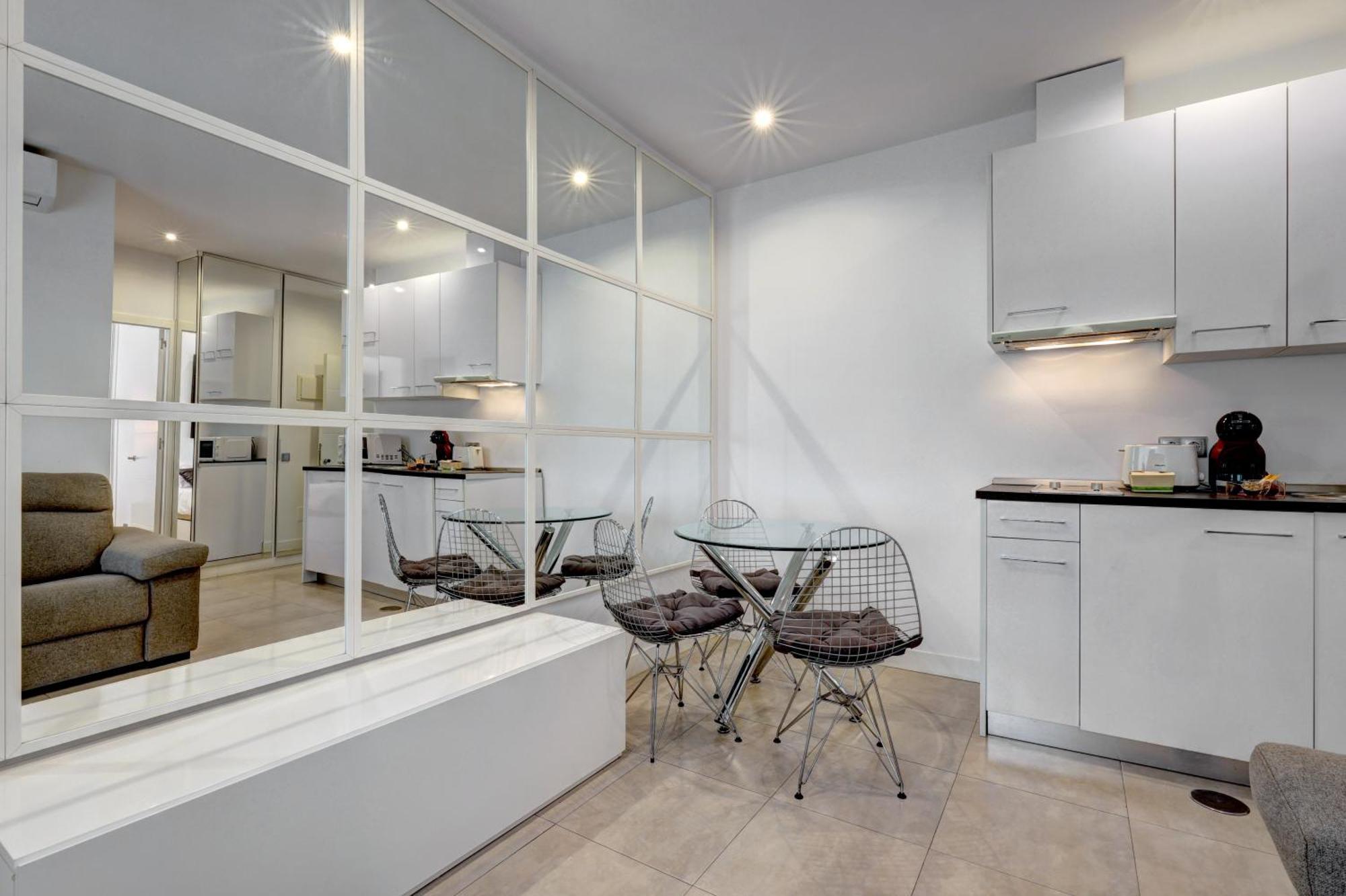 Apartamentos Con Vistas Y Terraza En מארבלה מראה חיצוני תמונה