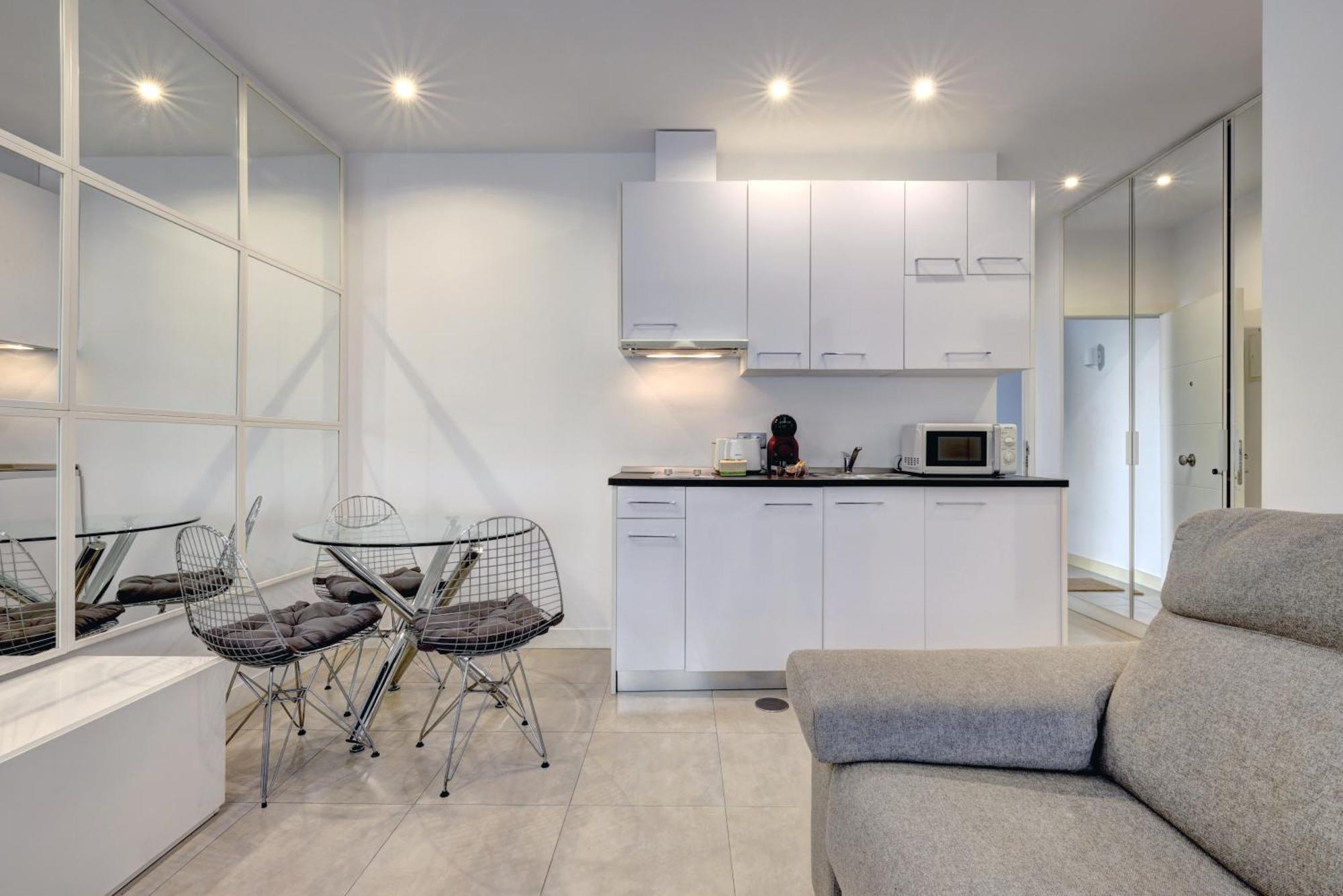 Apartamentos Con Vistas Y Terraza En מארבלה מראה חיצוני תמונה