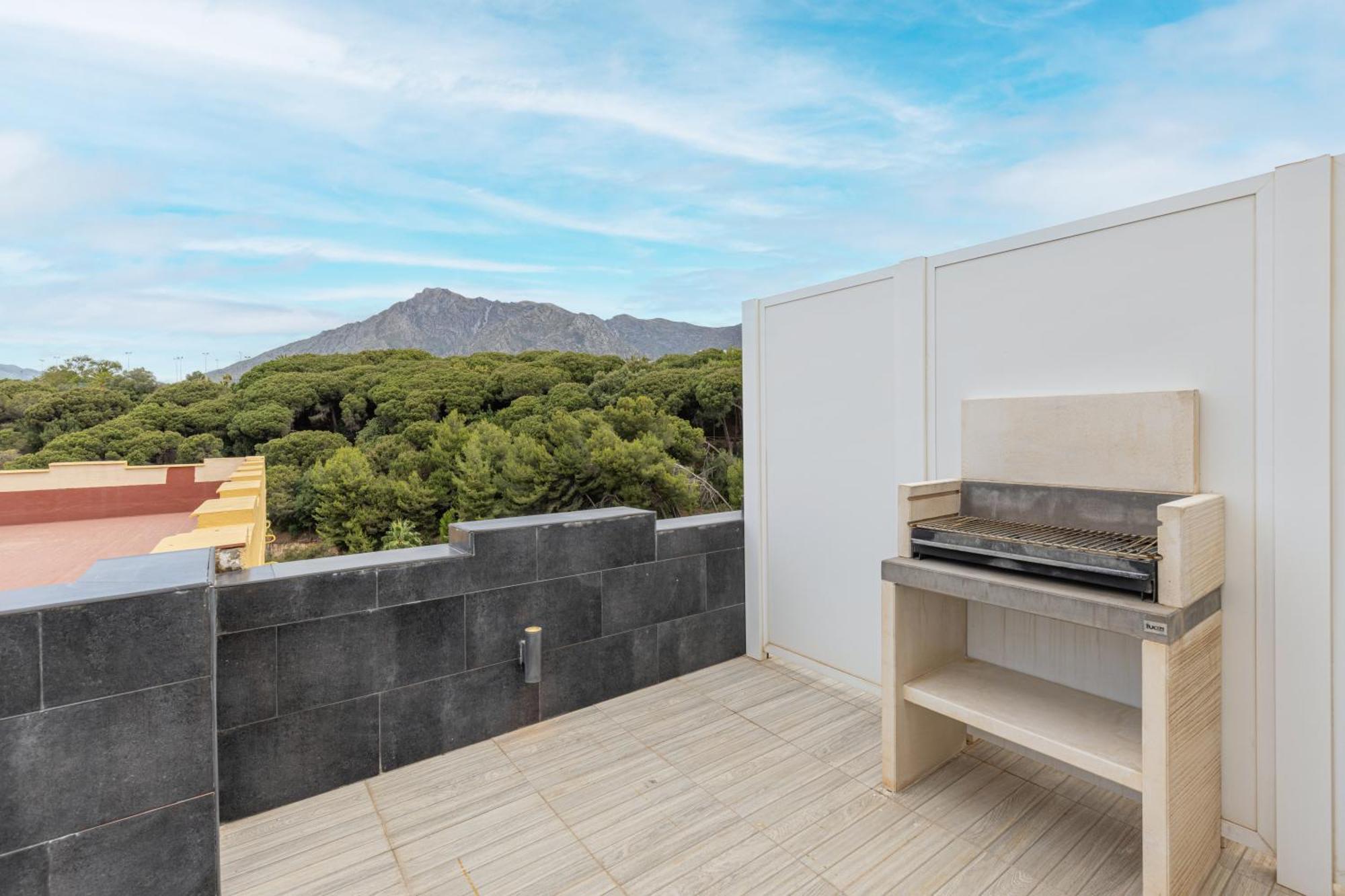 Apartamentos Con Vistas Y Terraza En מארבלה מראה חיצוני תמונה